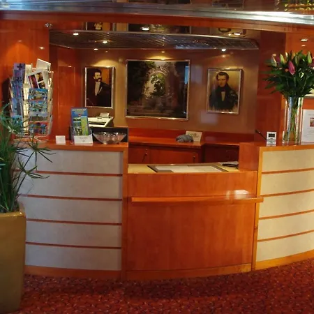Ms Select Bellejour - Botel 4*