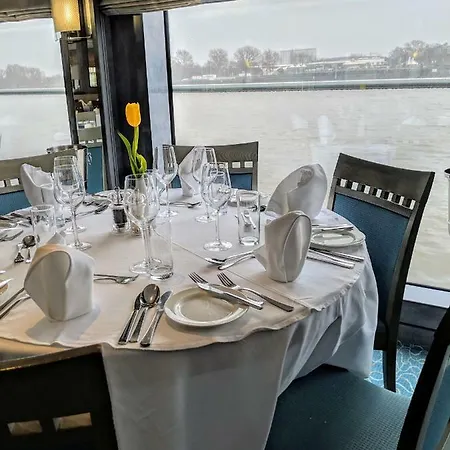 Botel Ms Select Bellejour - Neuss